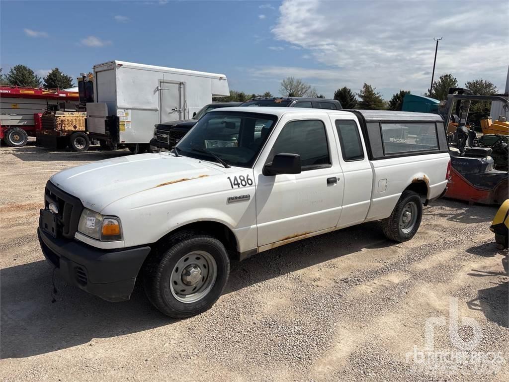 Ford RANGER Пікапи / Бічне розвантаження