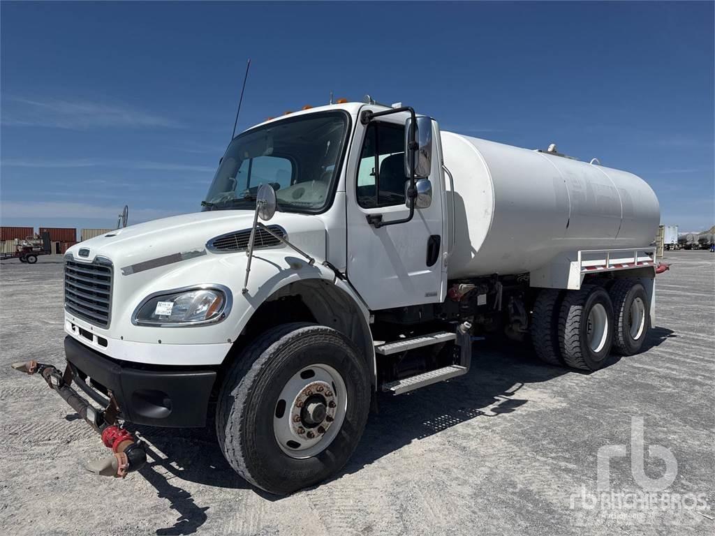 Freightliner M2 Поливальні машини