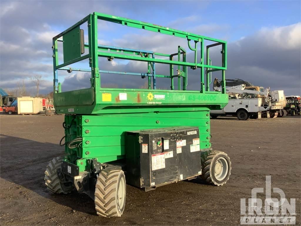 Genie GS-4069DC Підйомники-ножиці