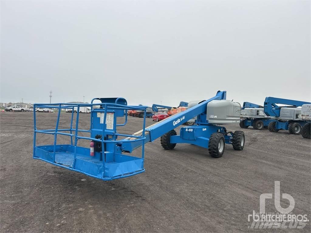 Genie S-40 Колінчаті підйомники