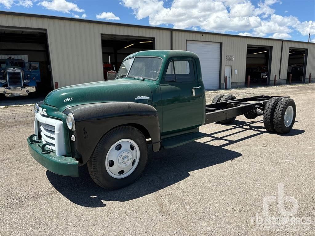 GMC 300 Тягачі