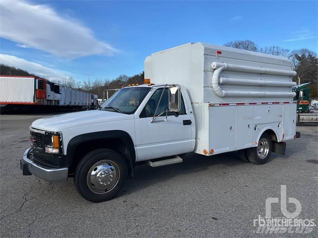 GMC 3500 Комунальні автомобілі / автомобілі загального призначення