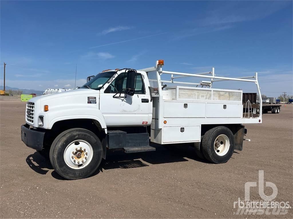 GMC 6500 Вантажівки-платформи/бокове розвантаження