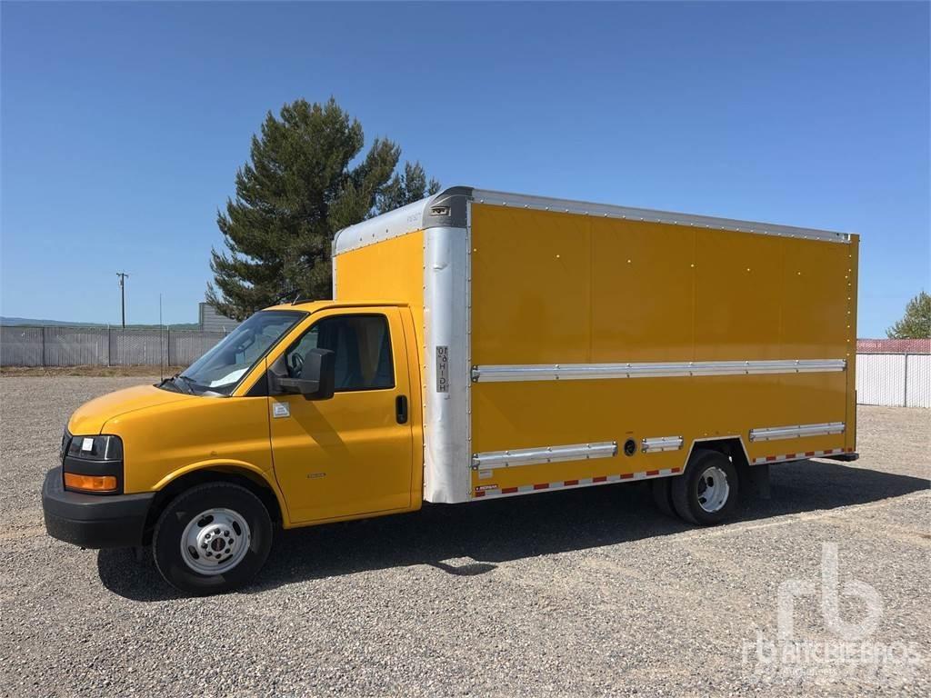 GMC G33903 Панельні фургони