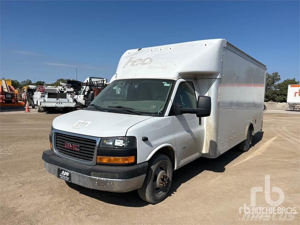 GMC G3500 Панельні фургони