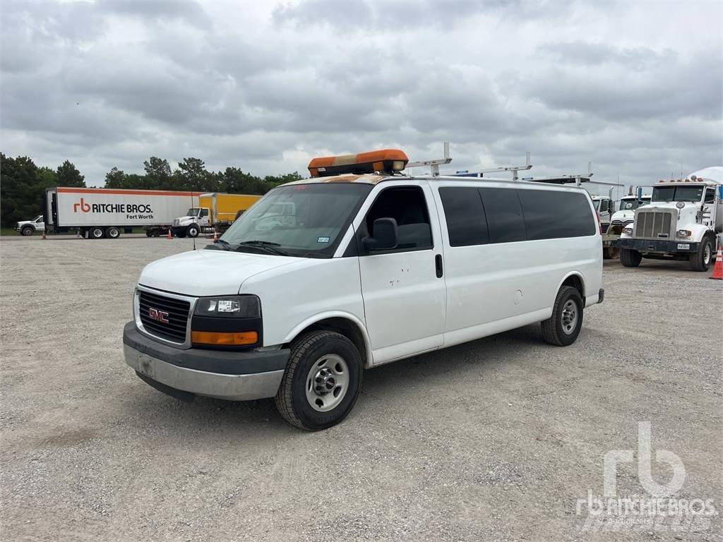 GMC G3500 Панельні фургони