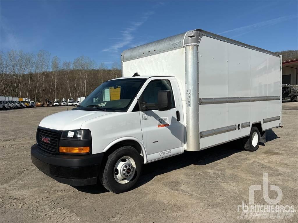 GMC G3500 Панельні фургони
