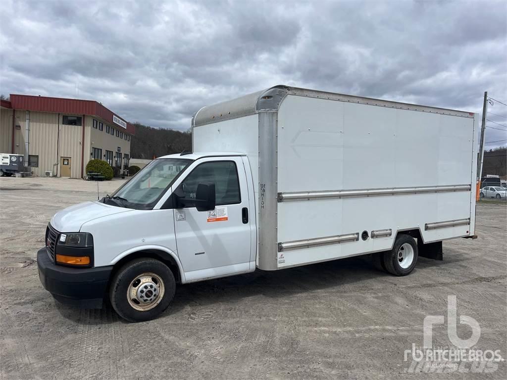 GMC G3500 Панельні фургони