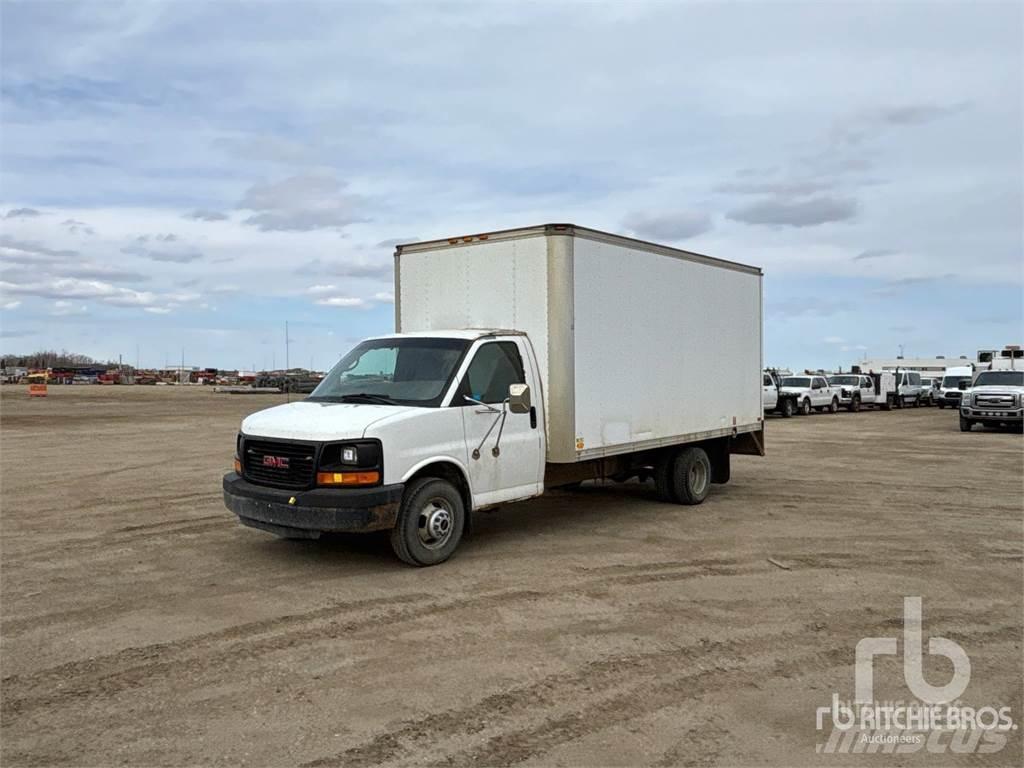 GMC G3500 Панельні фургони