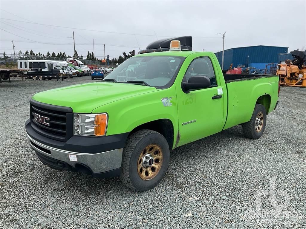 GMC SIERRA 1500 Пікапи / Бічне розвантаження