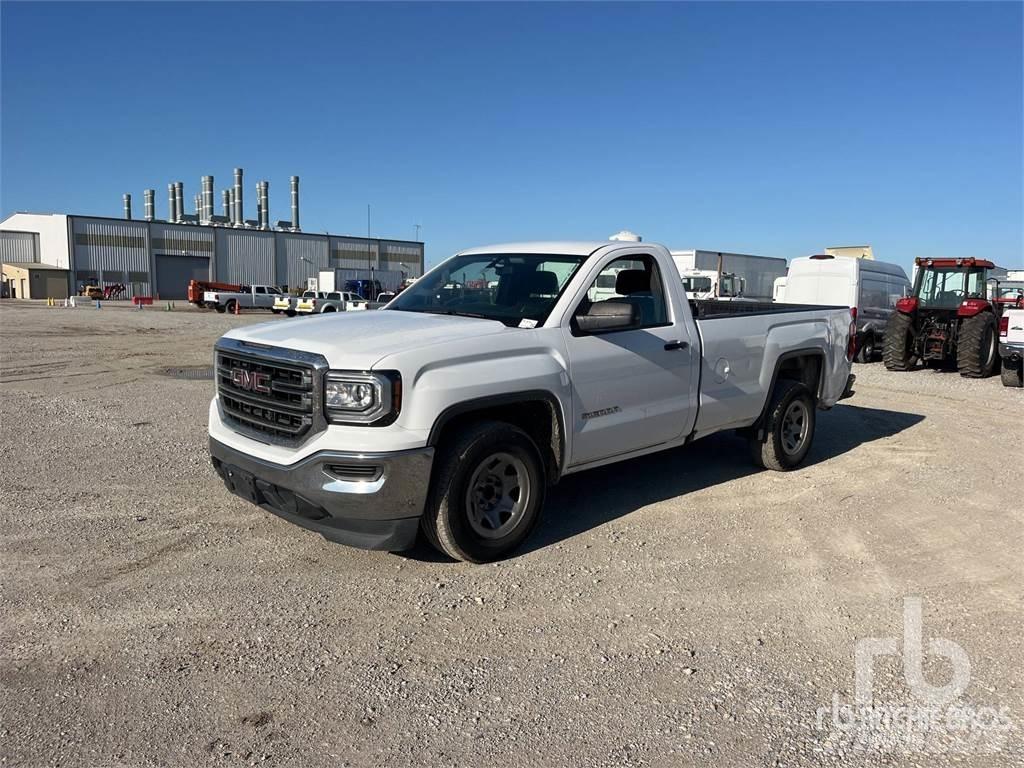 GMC SIERRA 1500 Пікапи / Бічне розвантаження