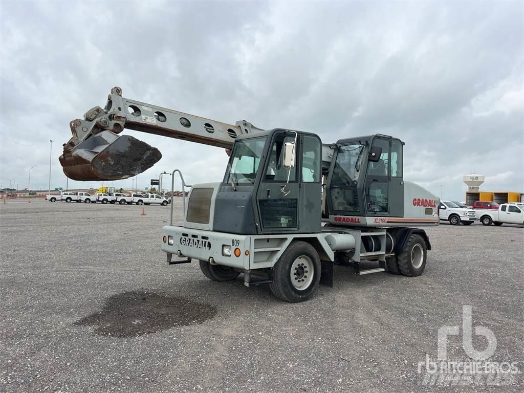 Gradall XL3100 Колісні екскаватори