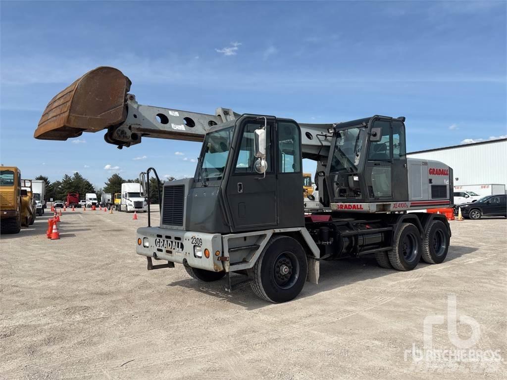 Gradall XL4100 Колісні екскаватори