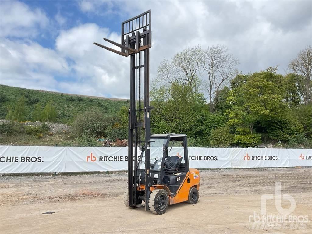Hangcha XF35D Дизельні навантажувачі