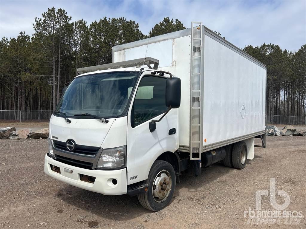 Hino 165 Панельні фургони