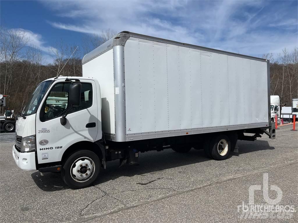 Hino 195 Панельні фургони