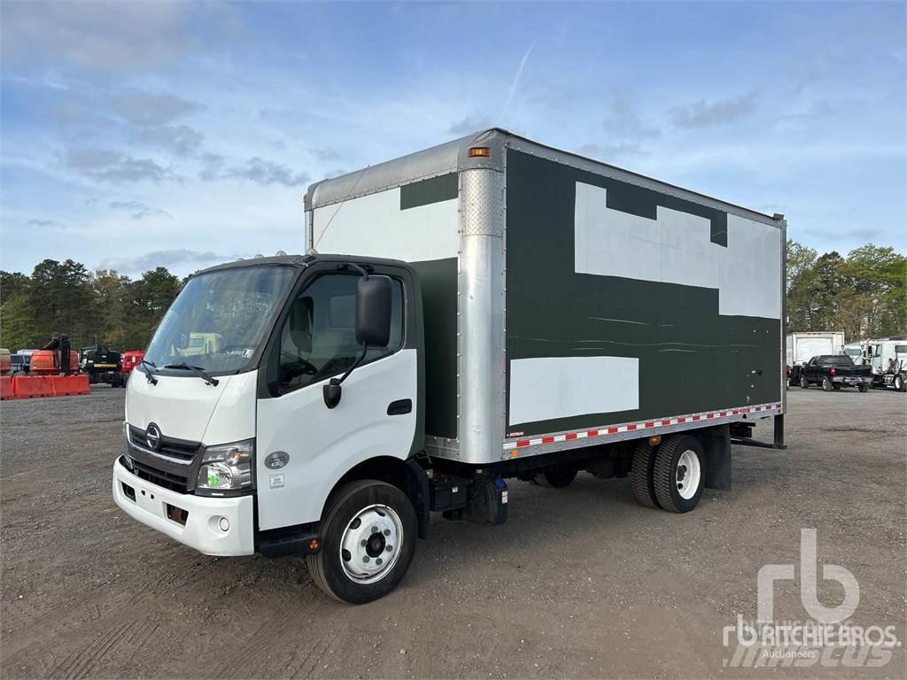 Hino 195 Панельні фургони