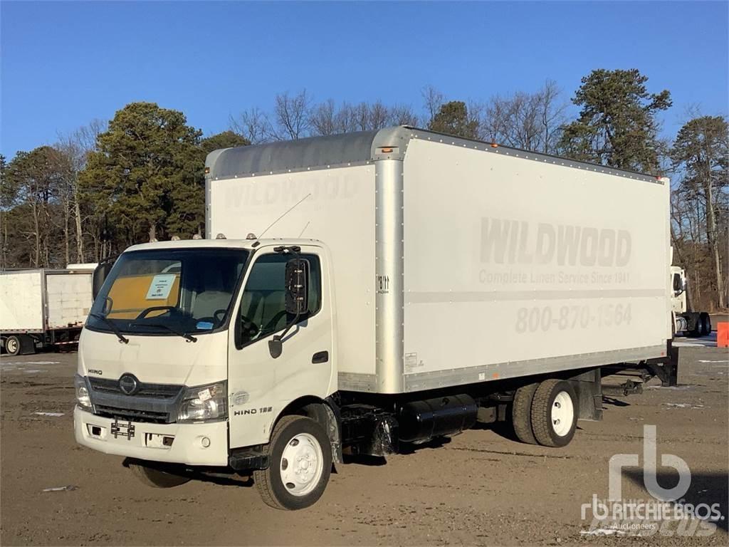 Hino 195 Панельні фургони