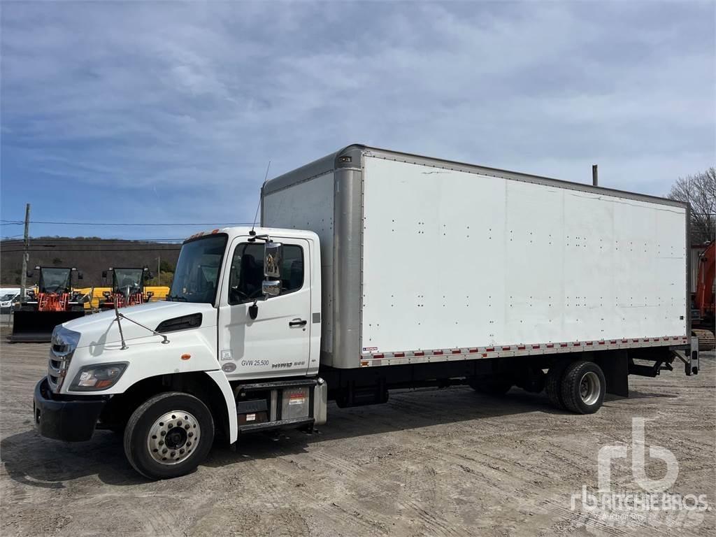 Hino 258LP Панельні фургони