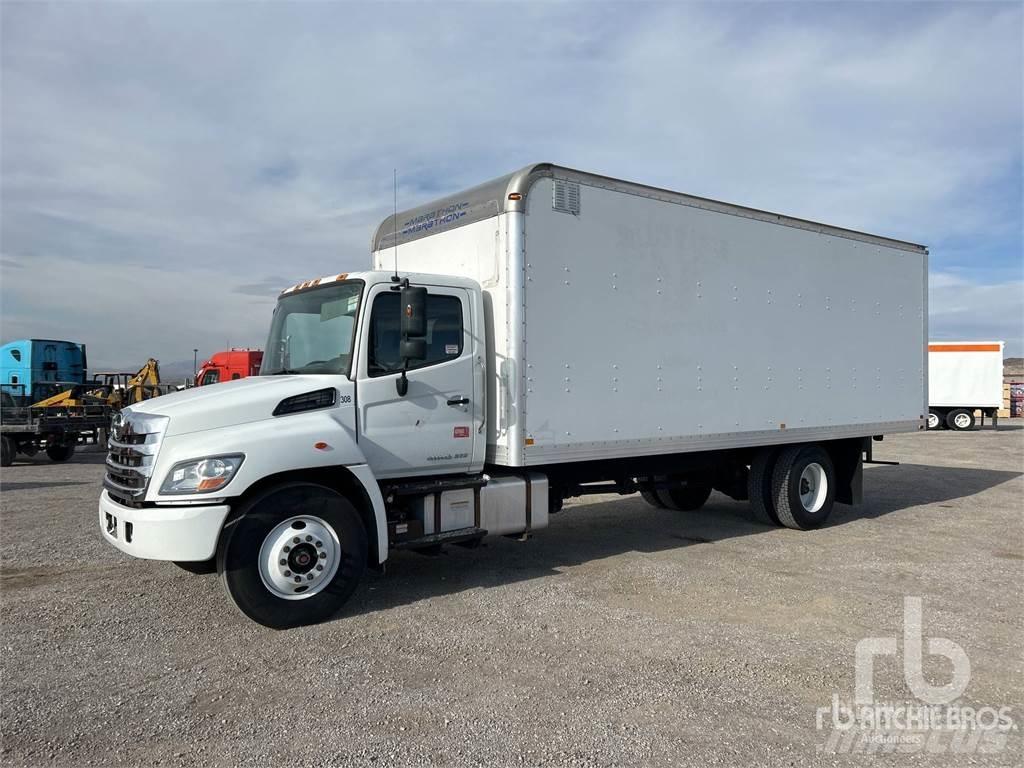 Hino 268 Панельні фургони