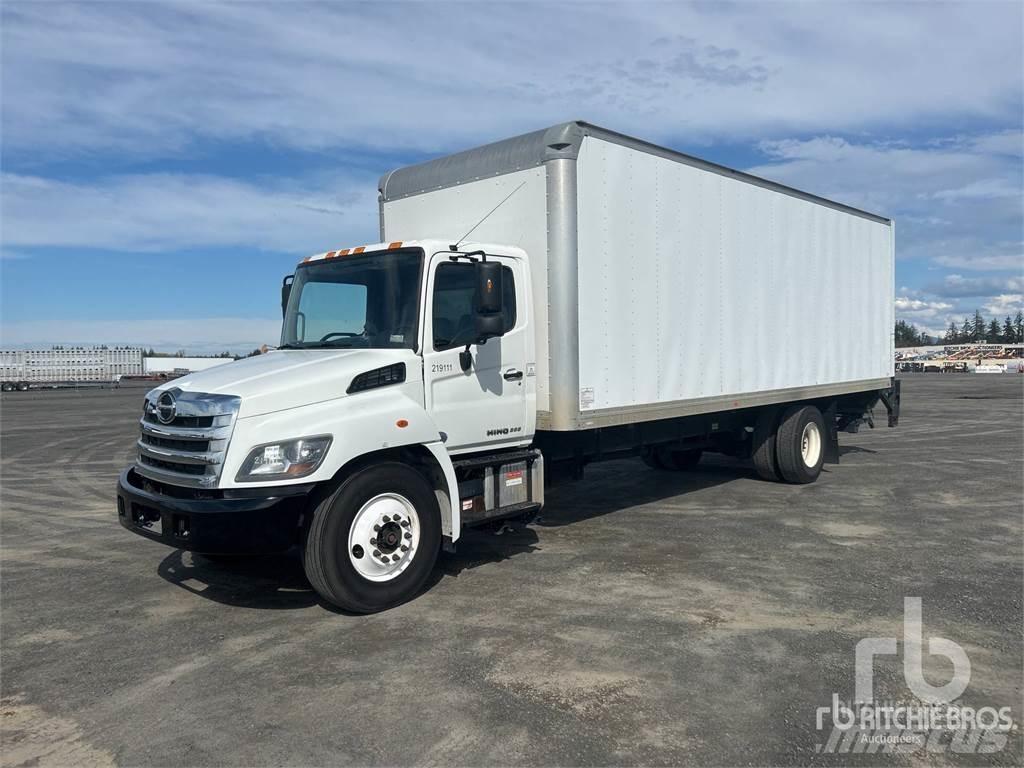 Hino 268 Панельні фургони