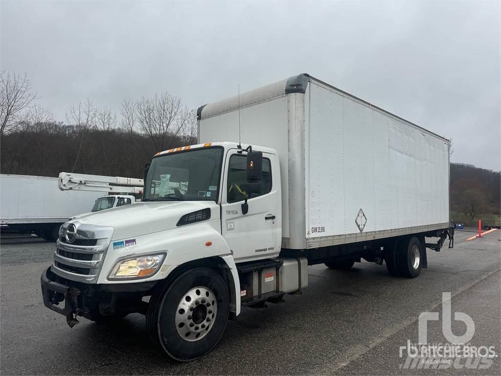 Hino 268 Панельні фургони