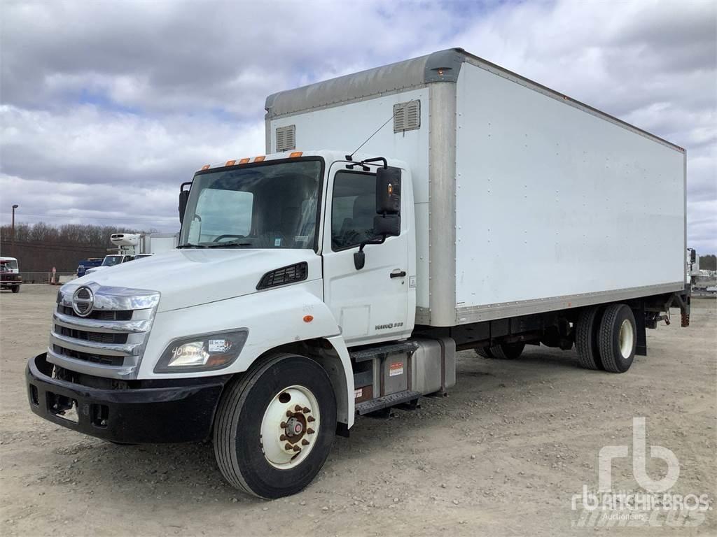 Hino 268 Панельні фургони