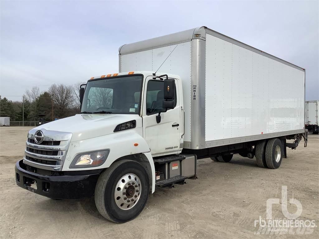 Hino 268 Панельні фургони