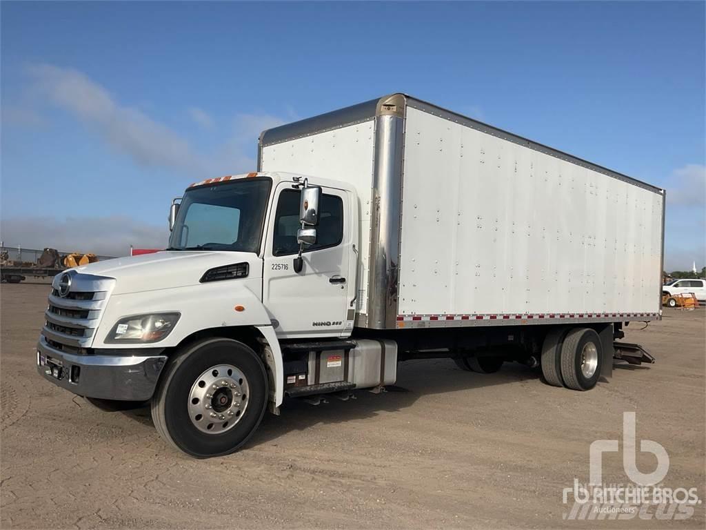 Hino 268 Панельні фургони