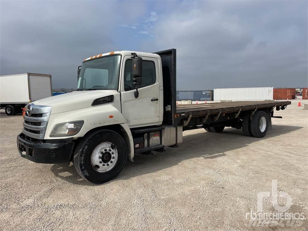 Hino 268 Вантажівки-платформи/бокове розвантаження
