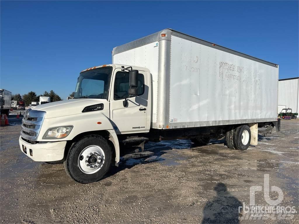Hino 268 Панельні фургони