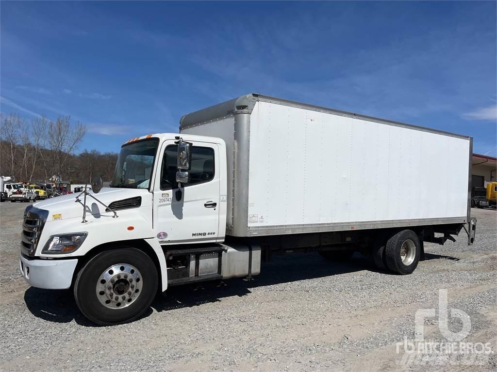 Hino 268 Панельні фургони