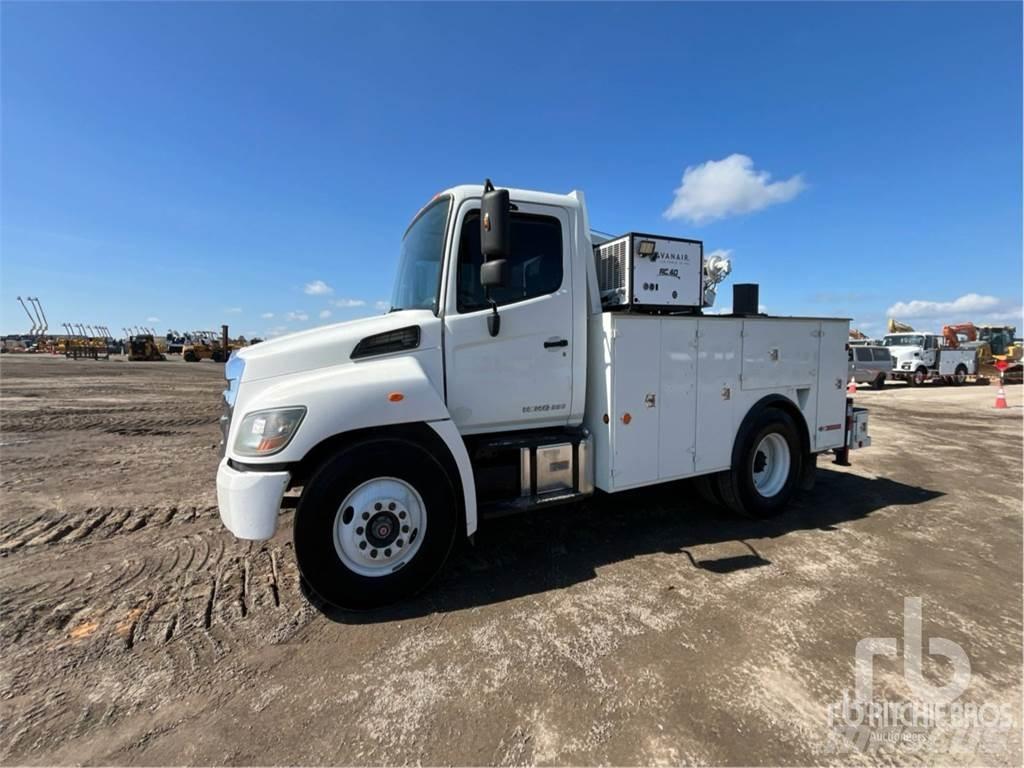 Hino 338 Комунальні автомобілі / автомобілі загального призначення