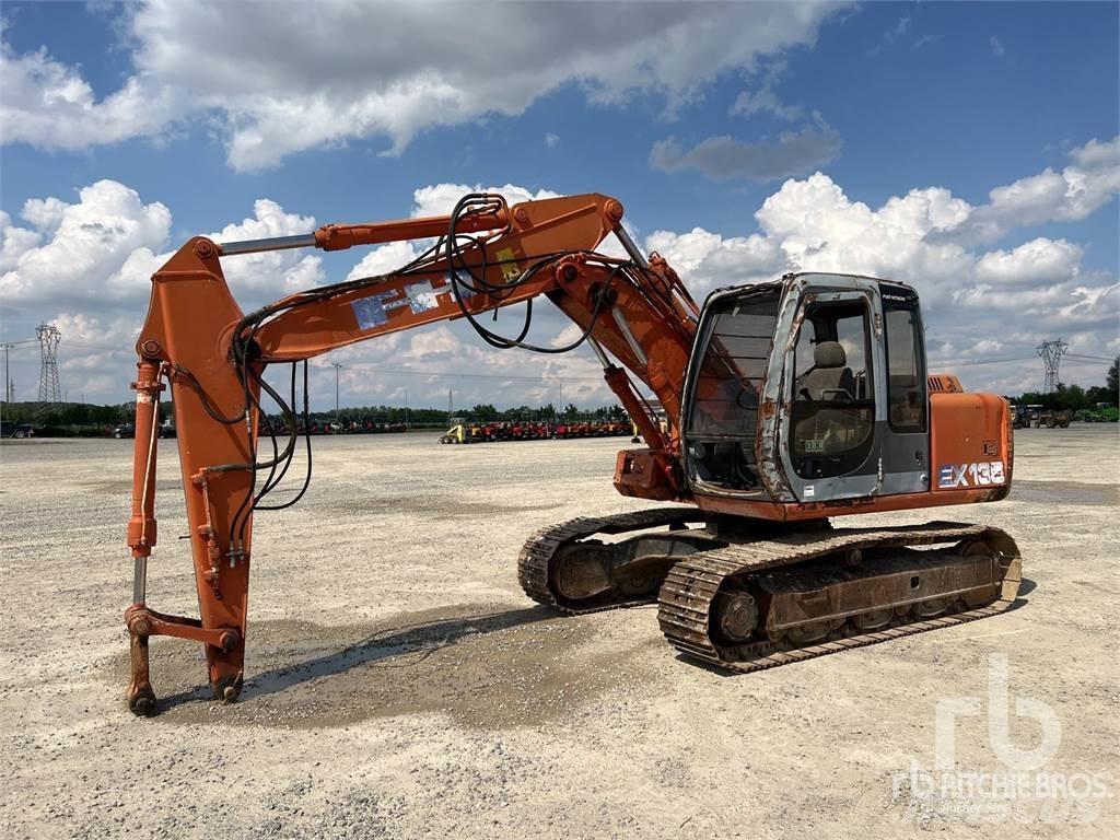 Hitachi EX135 Гусеничні екскаватори