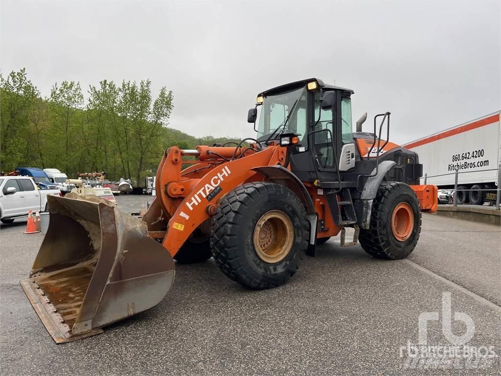 Hitachi ZW220-6 Фронтальні навантажувачі