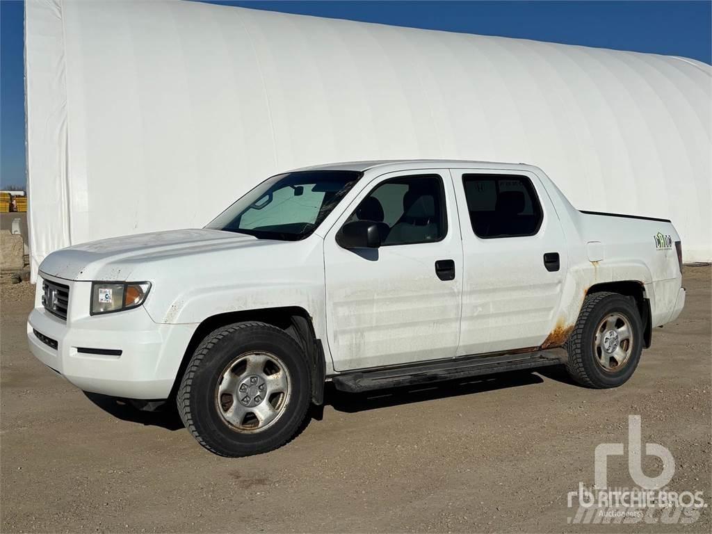 Honda RIDGELINE Пікапи / Бічне розвантаження