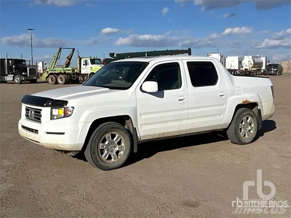 Honda RIDGELINE Пікапи / Бічне розвантаження