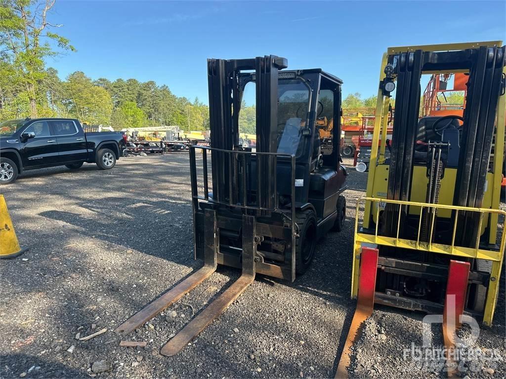 Hyster FORKLIFT Дизельні навантажувачі