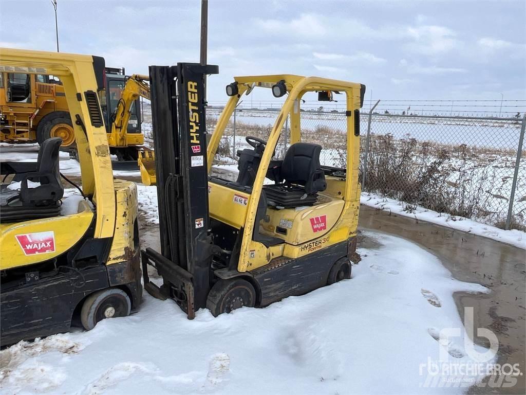 Hyster S30FT Дизельні навантажувачі