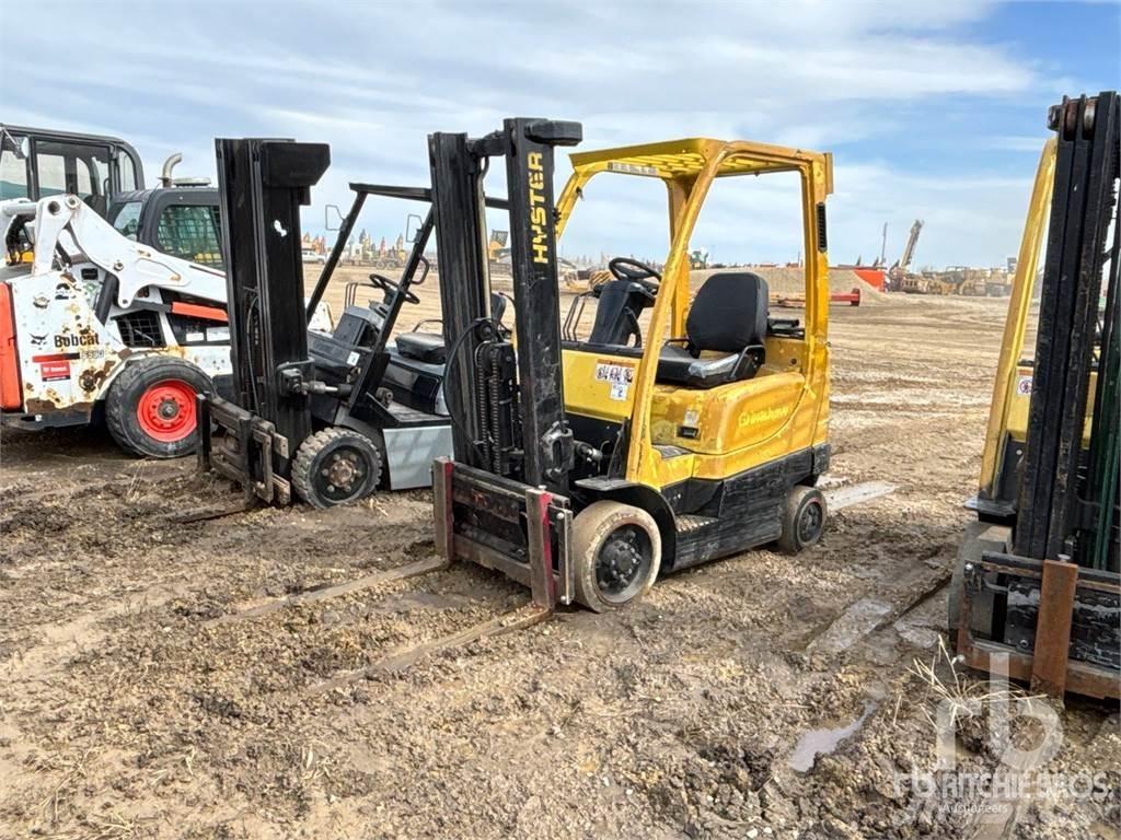 Hyster S40FT Дизельні навантажувачі