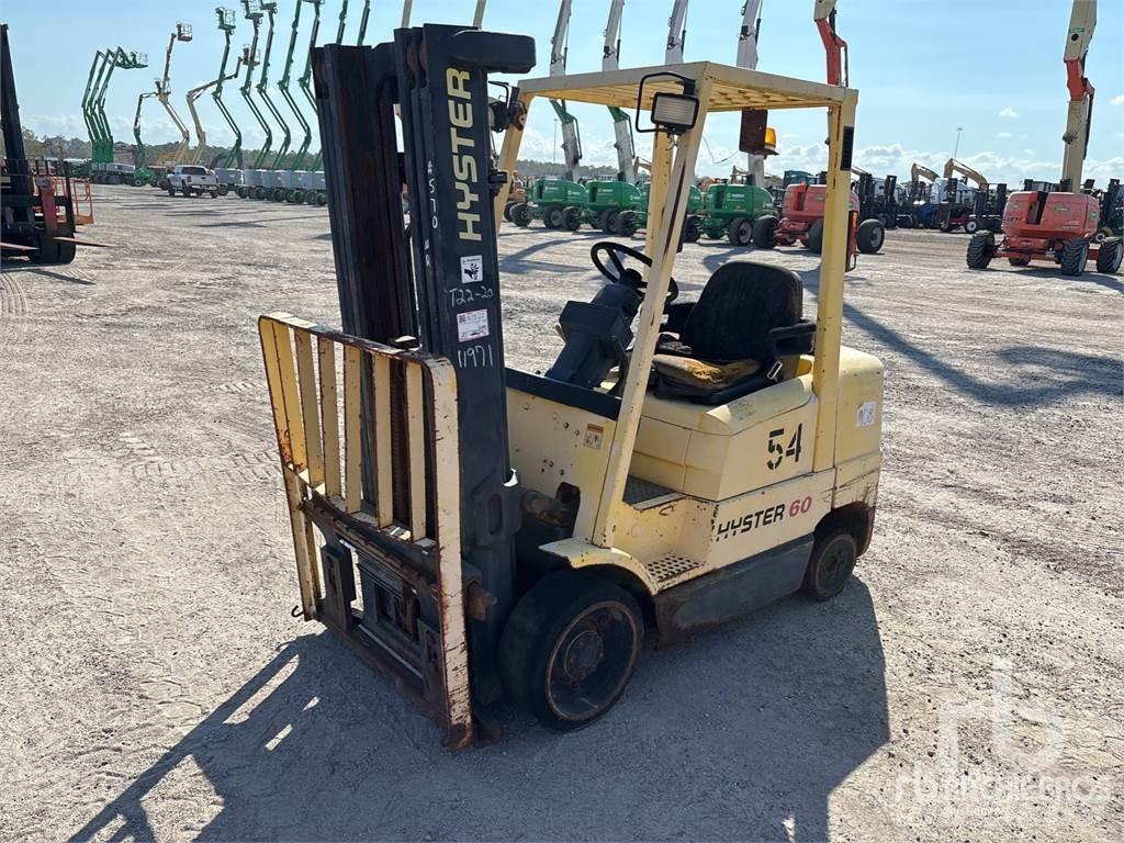 Hyster S60XM Дизельні навантажувачі
