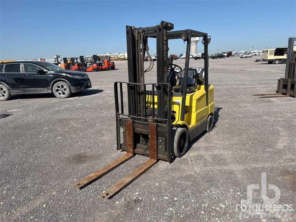 Hyster S60XM Дизельні навантажувачі
