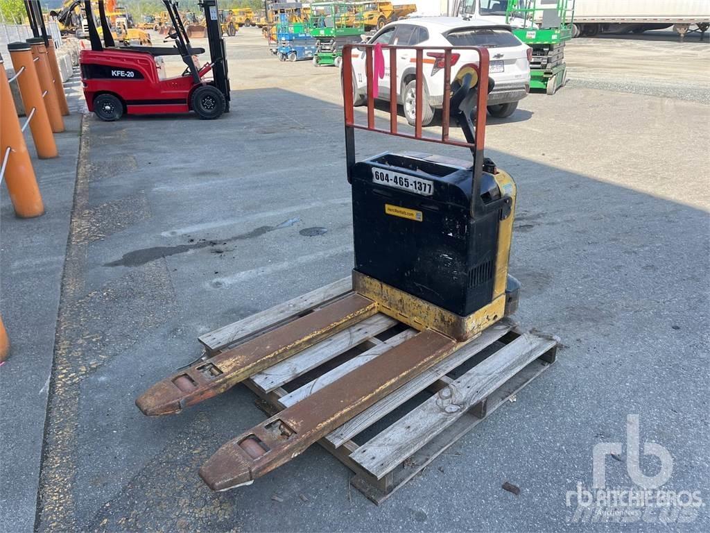 Hyster W40DZ стелажі складські