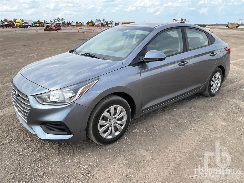 Hyundai ACCENT Автомобілі