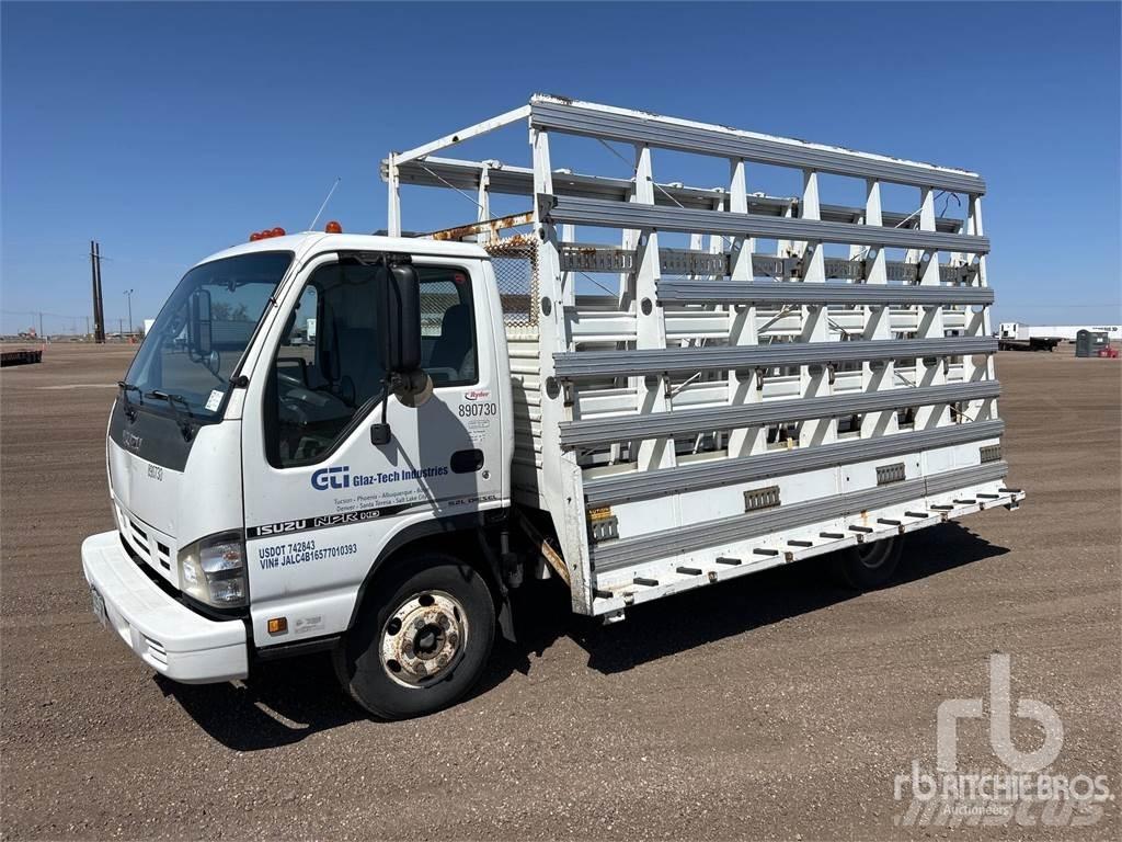 Isuzu NPR Вантажівки / спеціальні