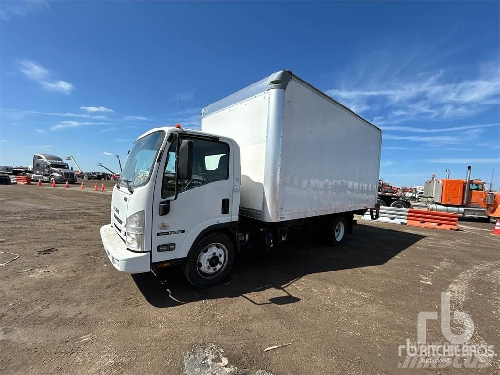 Isuzu NQR Панельні фургони