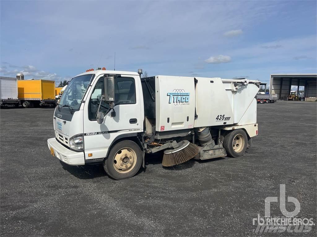 Isuzu NQR Прибиральні машини