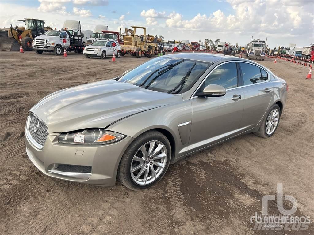 Jaguar XF Автомобілі