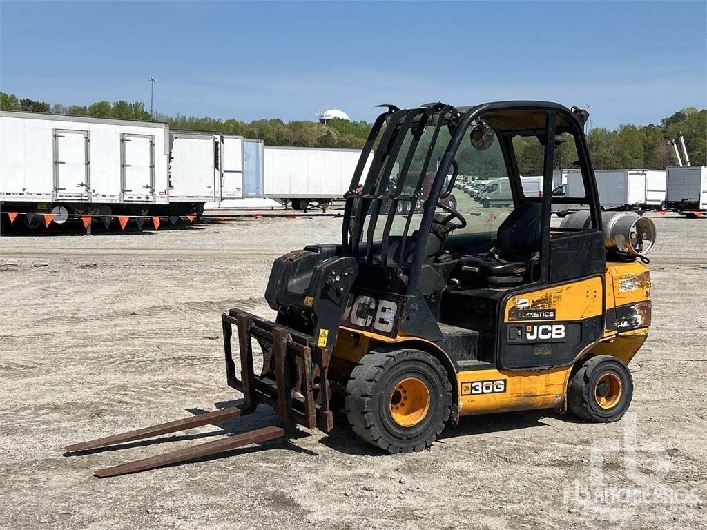 JCB TLT30G Телескопічні навантажувачі