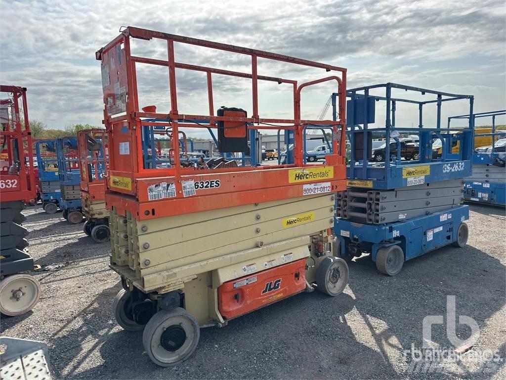 JLG 2632ES Підйомники-ножиці